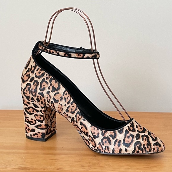White House Black Market Bethenny Leopard Print Shoes Sz 9 - Picture 6 of 11